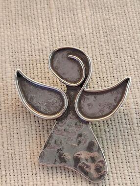 Silpada Sterling Silver Watch Over Me Angel Pendant and Pin